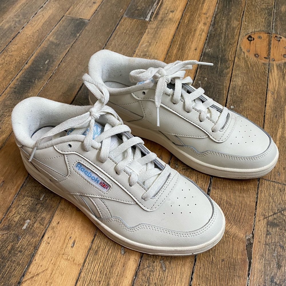 Reebok Sneakers